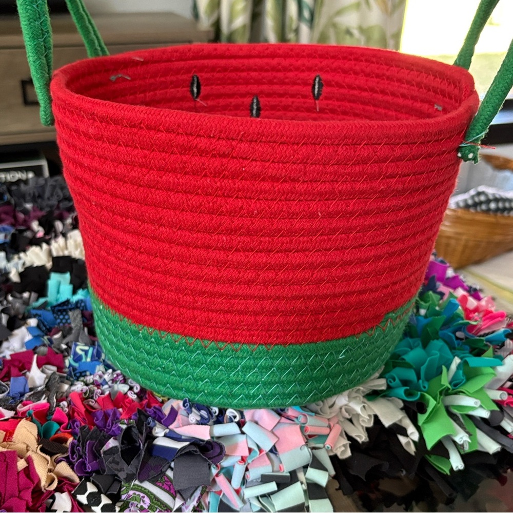 🆕Viral/HTF Watermelon Woven Basket With Handles - Picture 6 of 9